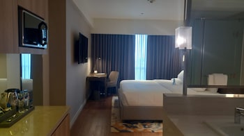 capital o 950 acqua novotel tower