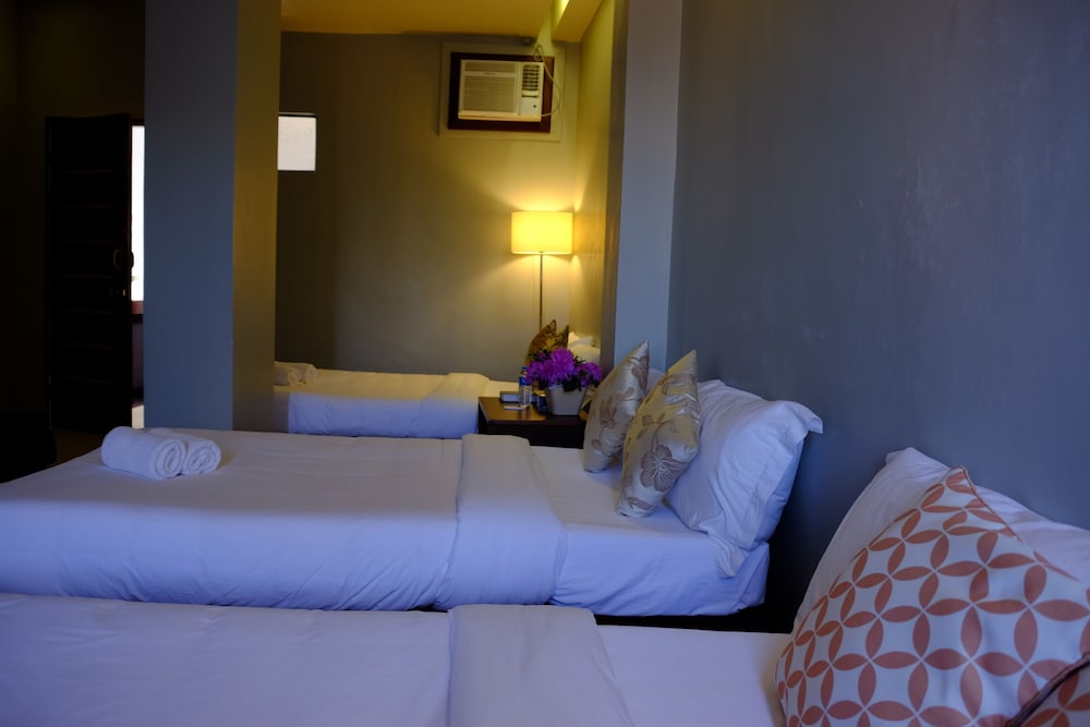 pacific waves inn annex