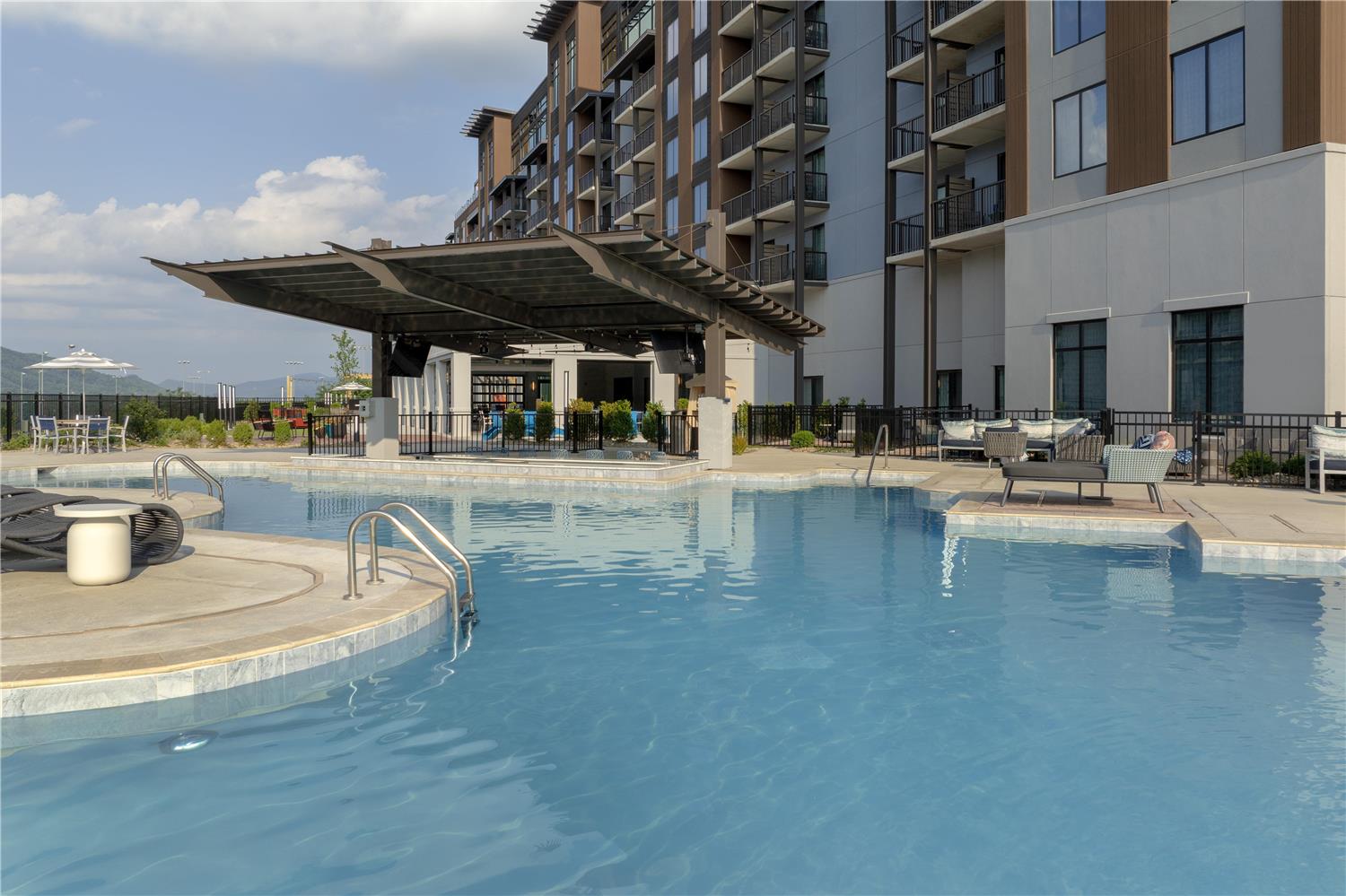 embassy suites by hilton pigeon forge resort