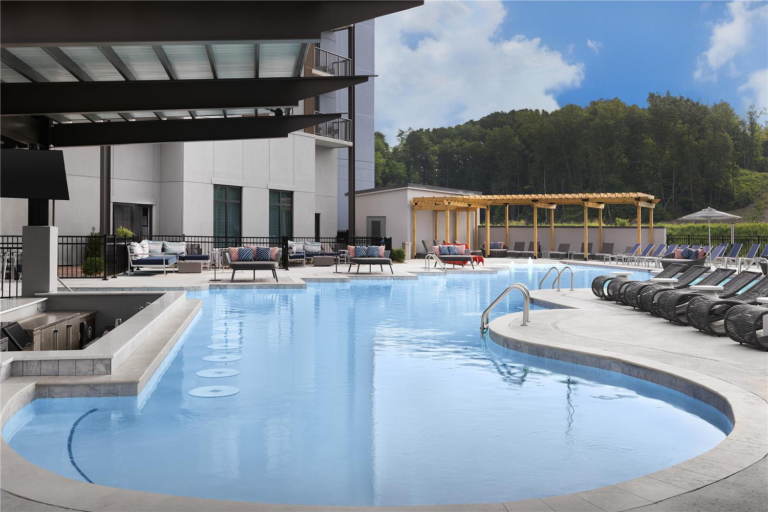 embassy suites by hilton pigeon forge resort