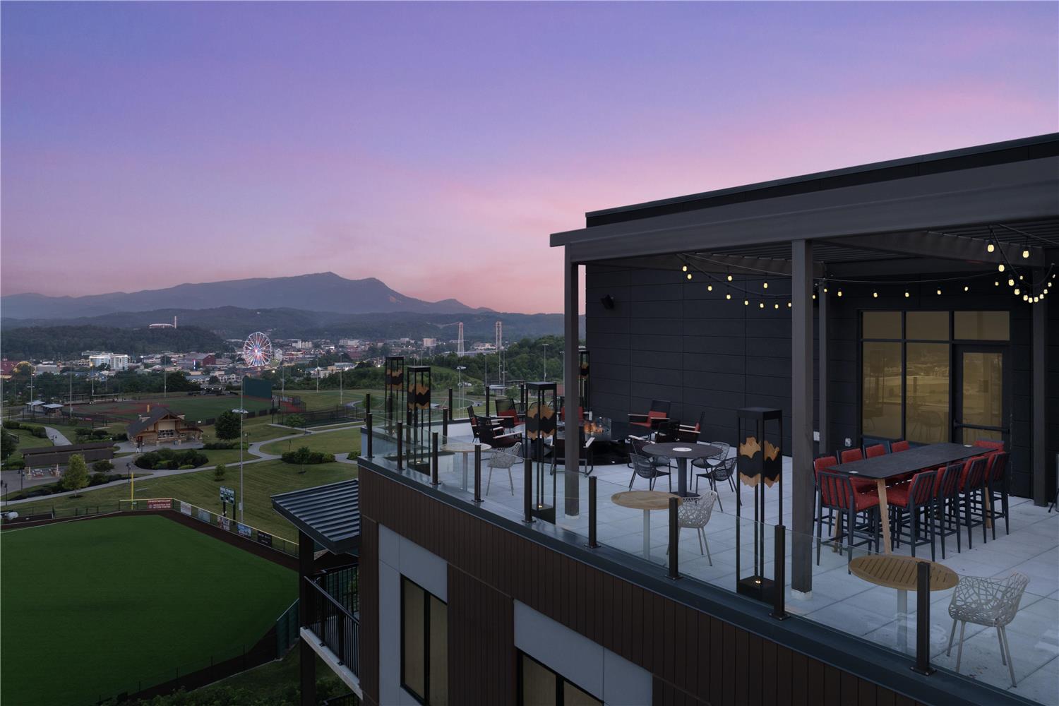embassy suites by hilton pigeon forge resort