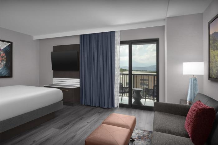 embassy suites by hilton pigeon forge resort