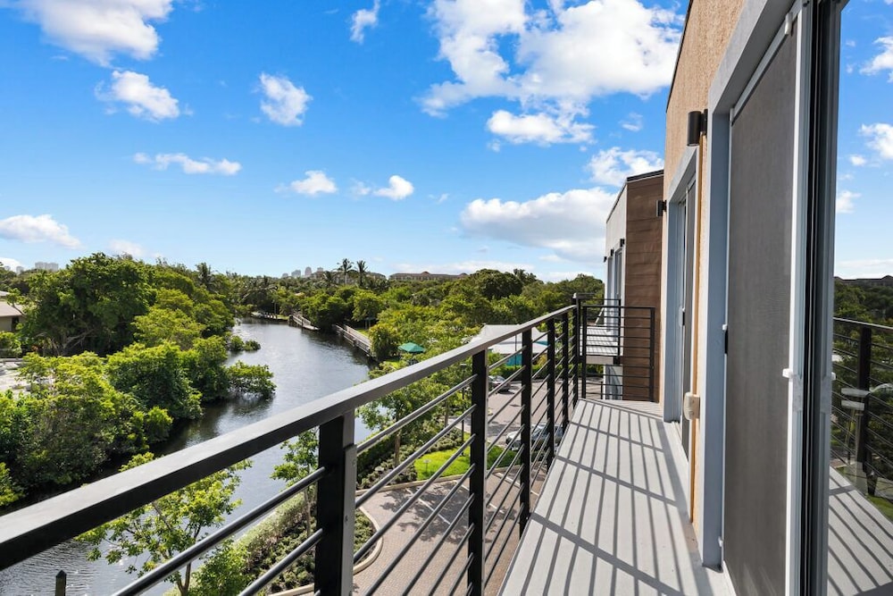 wilton river suites adults only