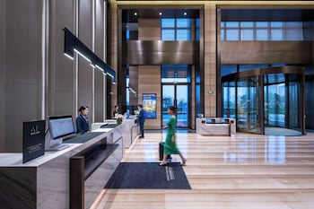 Novotel Kunshan Yangcheng Lake,,4 star