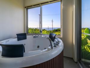 Abundance Okinawa,,2 star