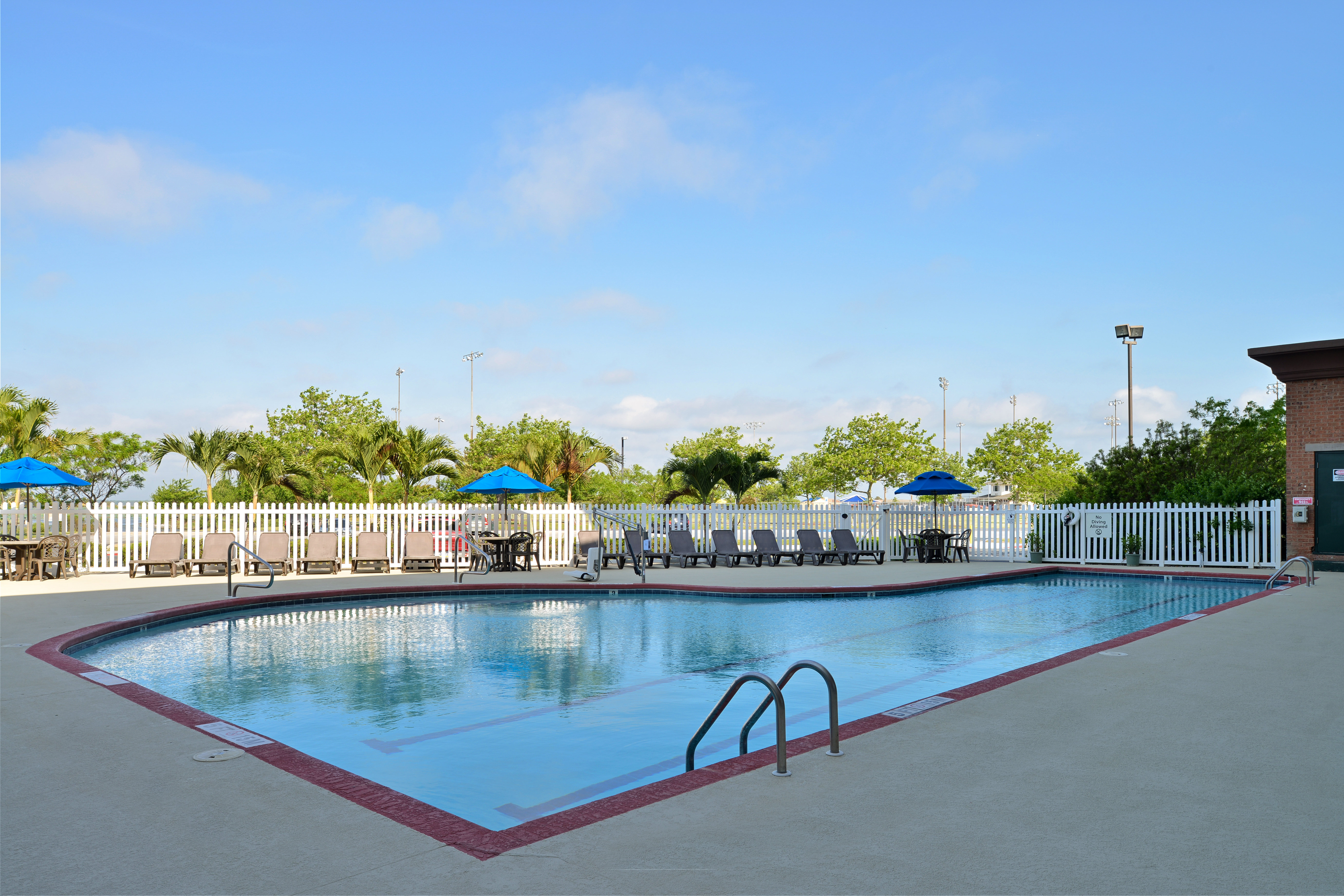 holiday inn express hotel and suites ocean city by ihg