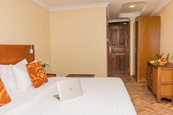 the glacier hotel nanyuki