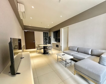 millerz square by mykey global
