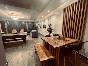 armed forces officers mess and suites