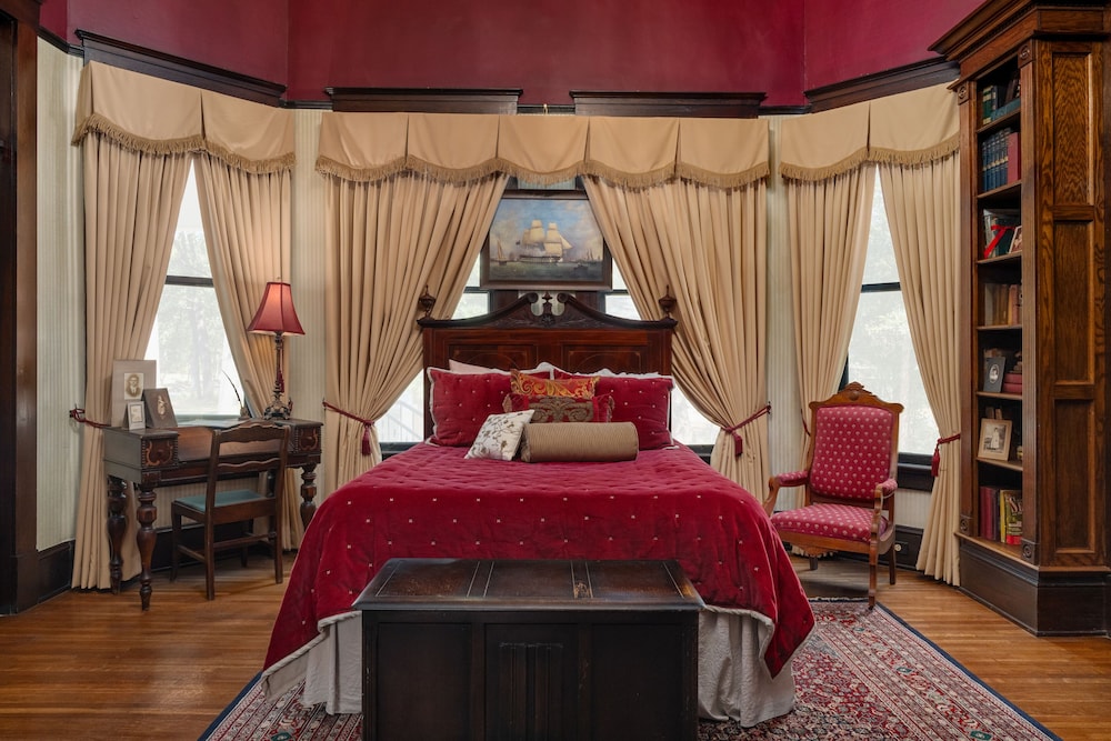 ross mansion bed and breakfast and events