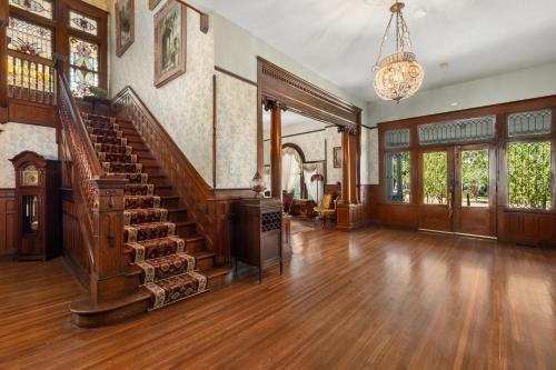 ross mansion bed and breakfast and events
