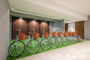 kippal modern oasis aparthotel