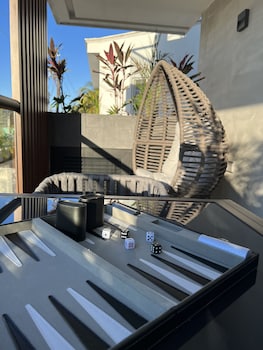 kippal modern oasis aparthotel