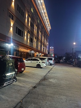 emmaus condotel