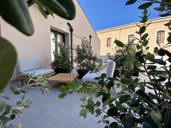 salemare rooms and suites