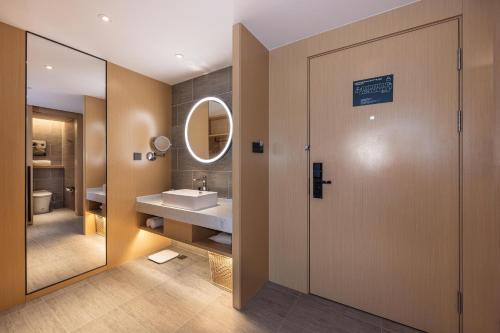 atour hotel lanzhou railway bureau