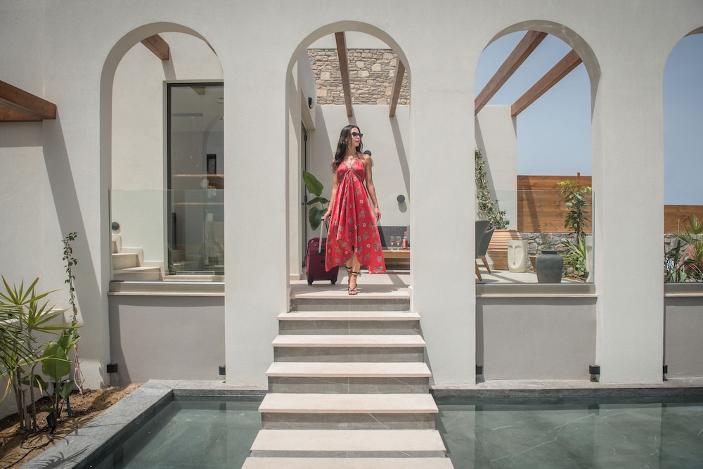 vaya suites by omilos hotels
