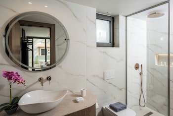 vaya suites by omilos hotels