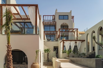 vaya suites by omilos hotels