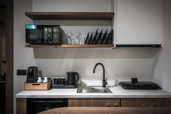 vaya suites by omilos hotels