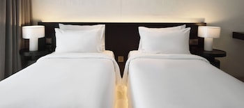 arun khiri chiang mai hotel
