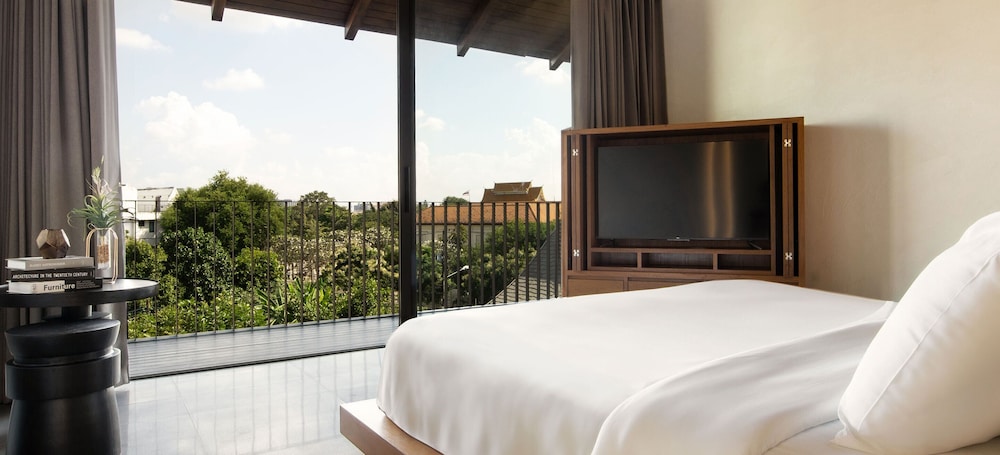 arun khiri chiang mai hotel