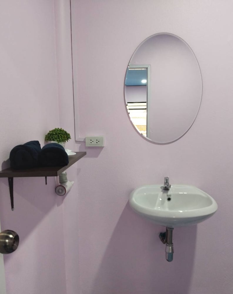 sk hometel samui airport