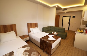 almircan hotel