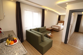 almircan hotel
