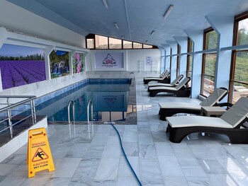 la vie en rose otel by sogutdagi