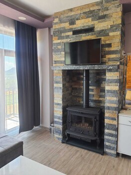 la vie en rose otel by sogutdagi