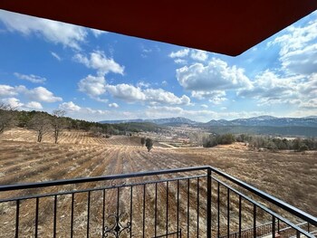 la vie en rose otel by sogutdagi