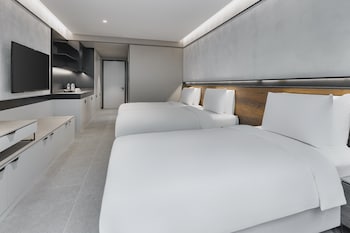 inventist hotel sports academy