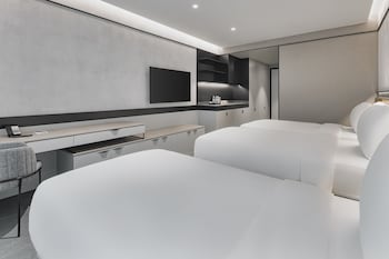 inventist hotel sports academy