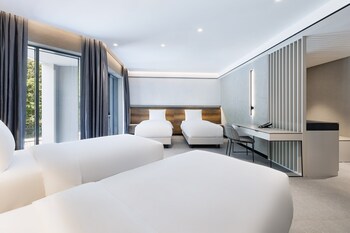 inventist hotel sports academy