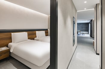 inventist hotel sports academy