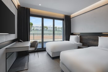 inventist hotel sports academy