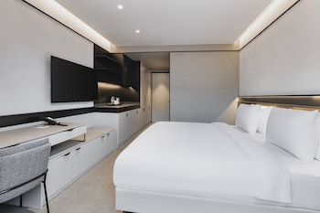 inventist hotel sports academy