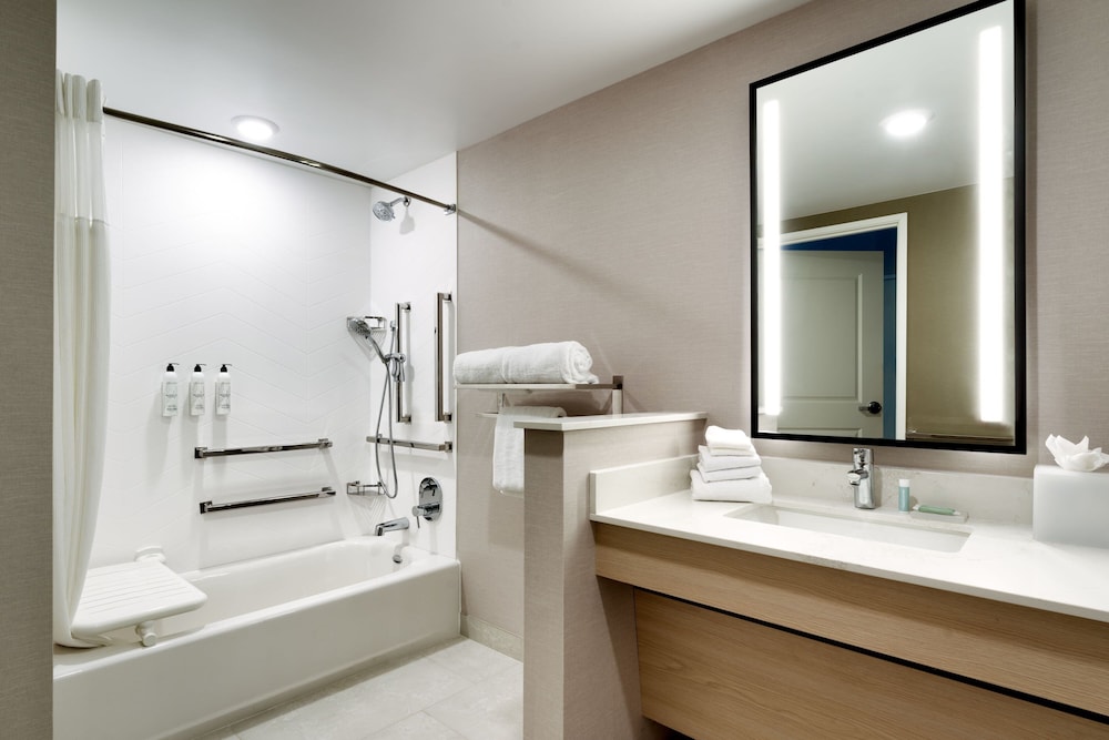 towneplace suites by marriott show low