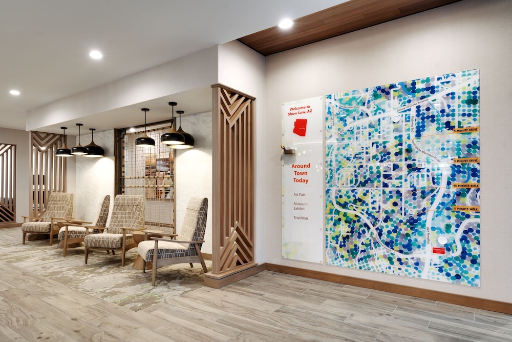 towneplace suites by marriott show low