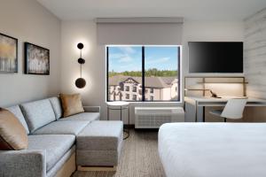 towneplace suites by marriott show low