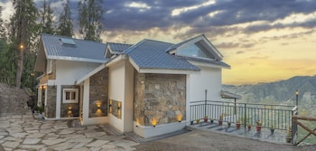 echor backwoods villa narkanda