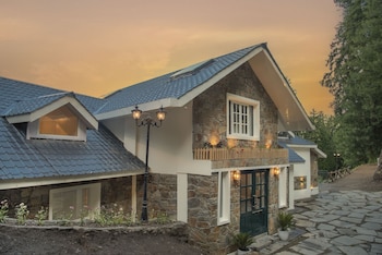 echor backwoods villa narkanda