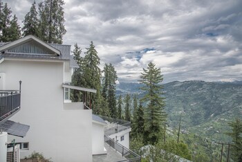 echor backwoods villa narkanda