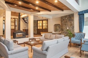 echor backwoods villa narkanda