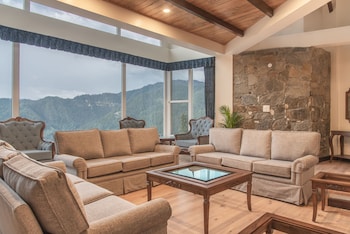 echor backwoods villa narkanda