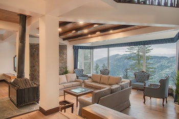 echor backwoods villa narkanda