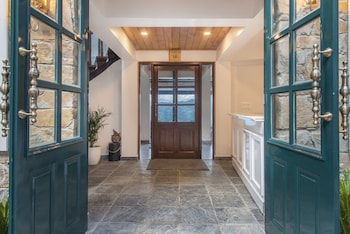 Echor Backwoods Villa Narkanda,,3 star