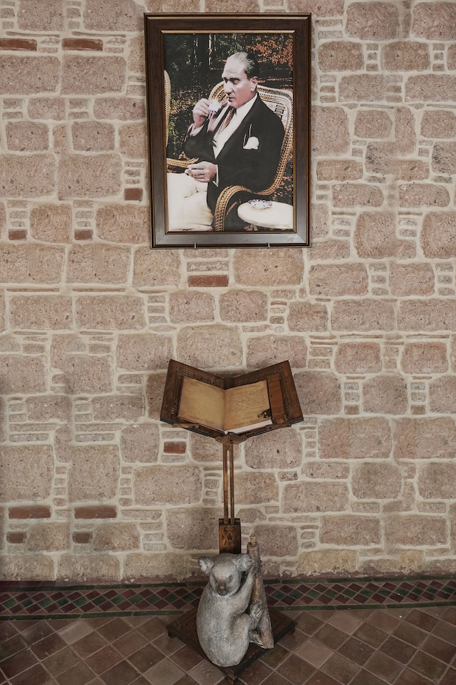 naz su cunda