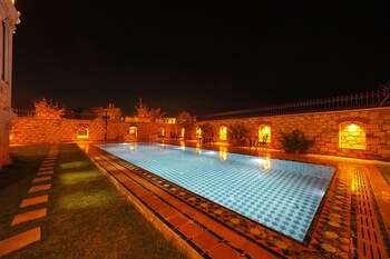 naz su cunda
